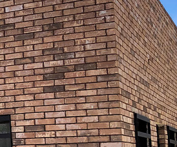 Thin brick